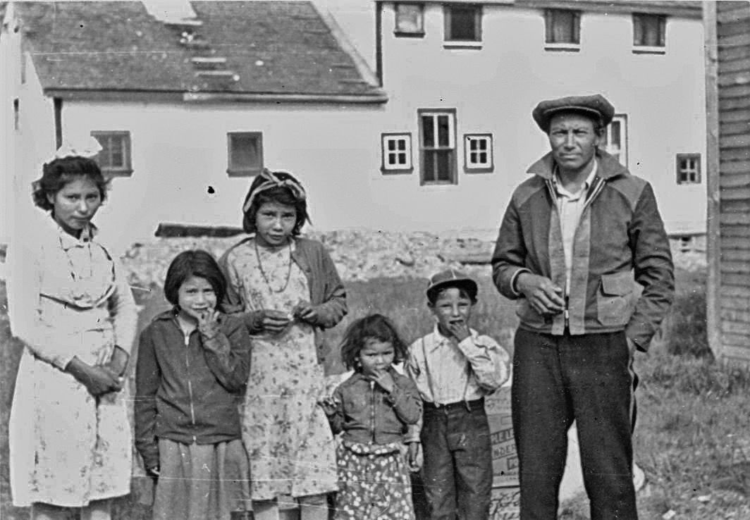 Aboriginal family at the Elkhorn, Manitoba, school. Indian Affairs took the position that once parents enrolled their children in a residential school, only the government could determine when they would be discharged. General Synod Archives, Anglican Church of Canada, P75-103-S8-56.