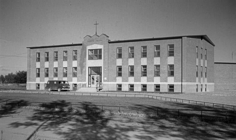 Grandin College in Fort Smith, Northwest Territories, developed a positive reputation as a “leadership factory” for the North. Deschâtelets Archives.